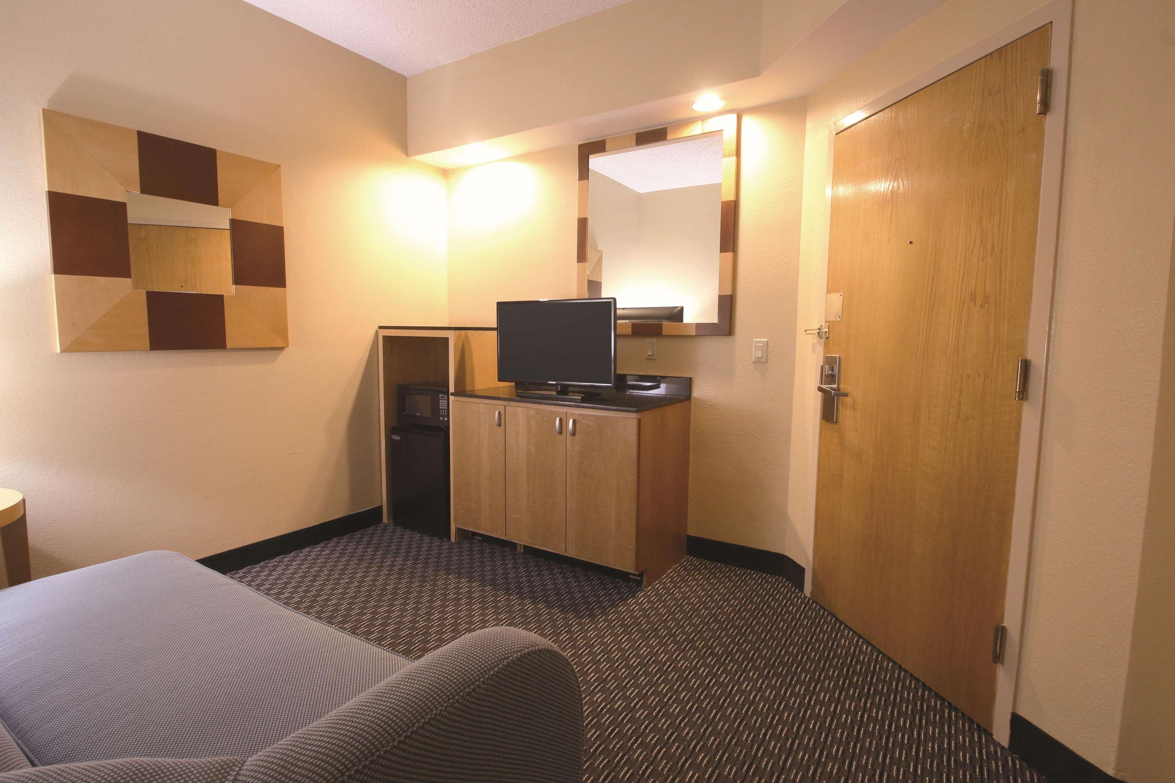 La Quinta By Wyndham West Palm Beach Airport Екстериор снимка